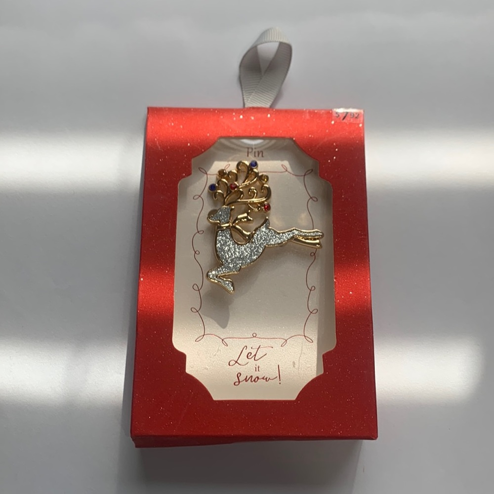 Holiday Pin